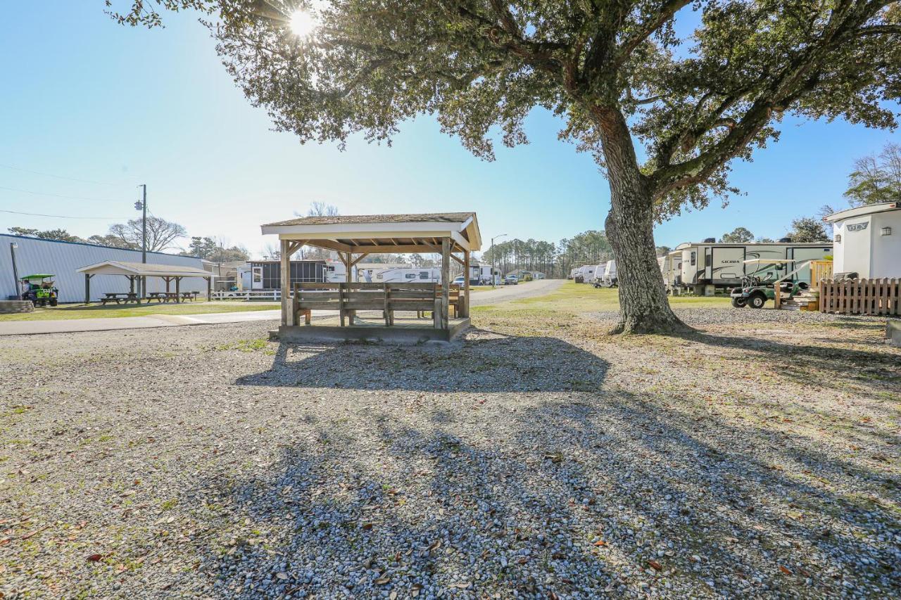 Model Home Near Camp Lejeune With Water View Sneads Ferry Exterior foto
