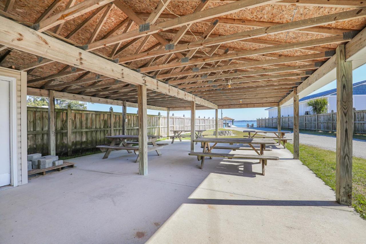 Model Home Near Camp Lejeune With Water View Sneads Ferry Exterior foto
